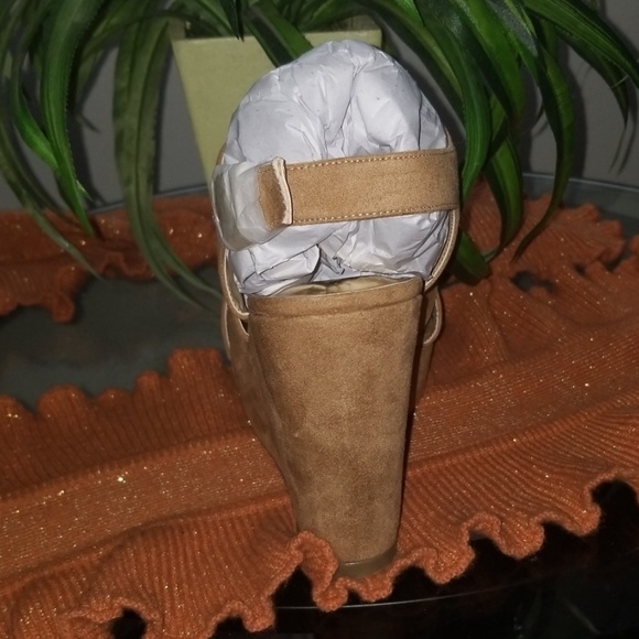 Thalia Sodi New Maddora Beige Womens Shoes - Picture 2 of 4